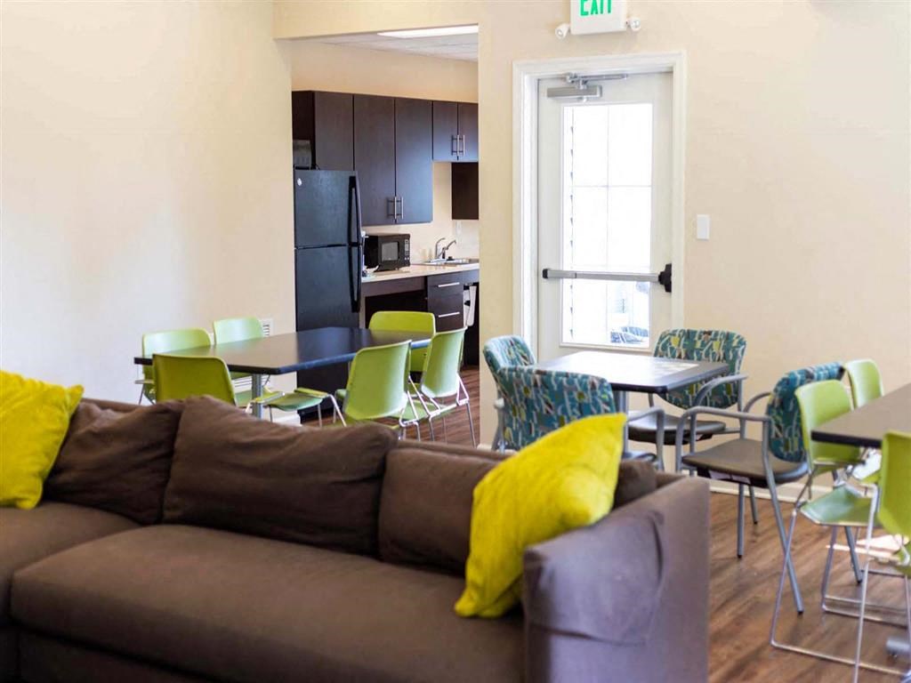 Hollins Station Apartments, 4315 Tucker Circle, Halethorpe, MD RentCafe