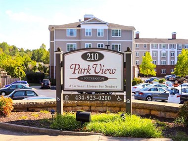 210 South Pantops Drive 1-2 Beds Apartment for Rent Photo Gallery 1