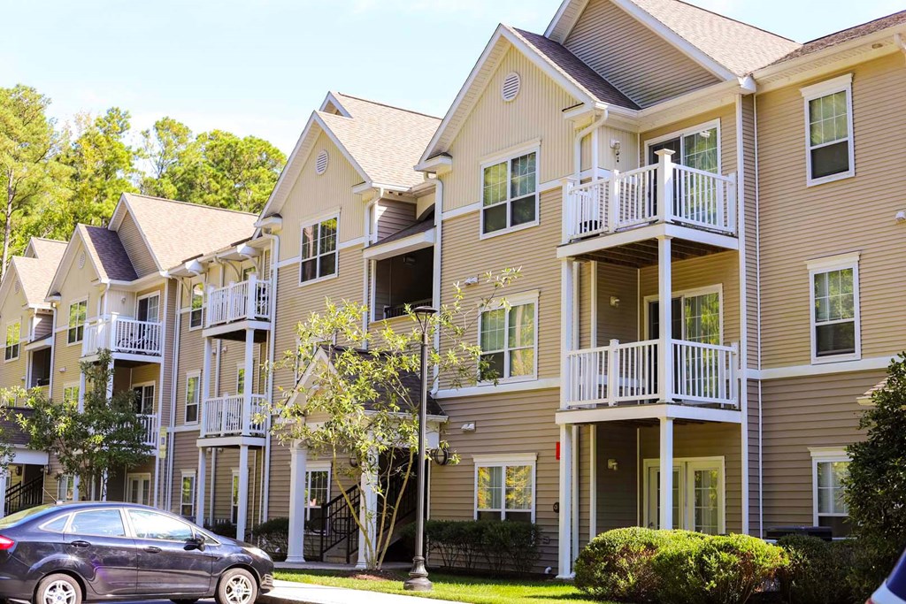 Cambridge Commons Apartment Community