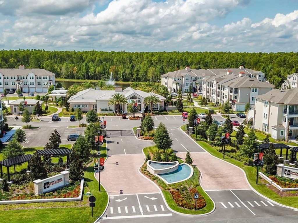 Oasis At Shingle Creek