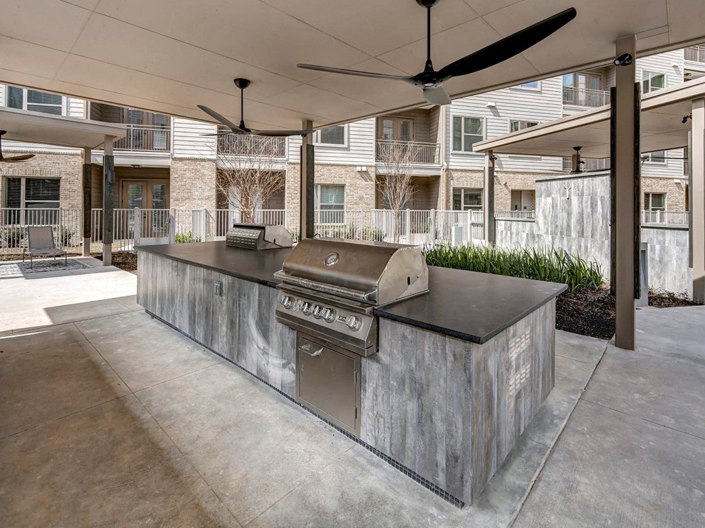 Outdoor Grills at The Alden at Cedar Park, Cedar Park