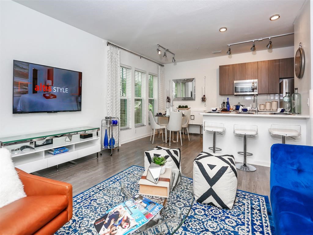 Oasis At Shingle Creek