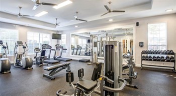 Fitness Center Strength and Conditioning Equipment at Centerview at Crossroads, Raleigh, NC, 27609 - Photo Gallery 8