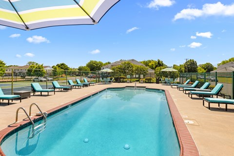 27 N. Ladow Avenue 1-2 Beds Apartment for Rent