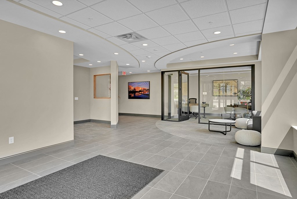 Liffey on Snelling | High End Apartments in St. Paul, MN