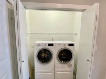 Thornton Flats - Laundry