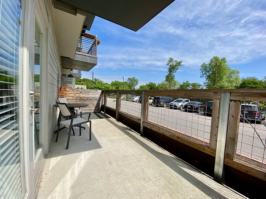 Thornton Flats - Patio