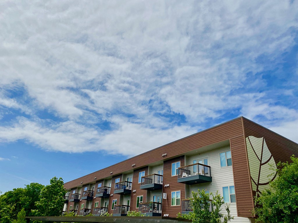 Thornton Flats - Exterior