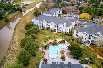 2900 Pearland Parkway 1-3 Beds Apartment for Rent - Photo Gallery 2