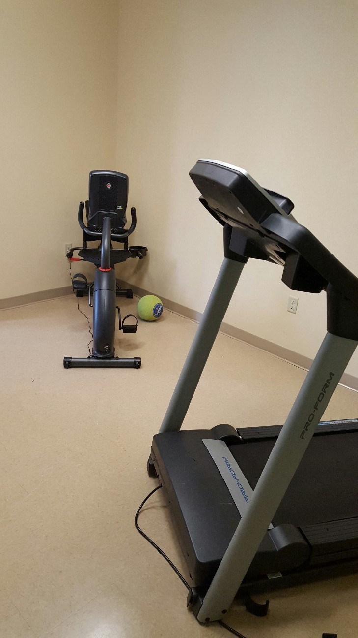 workout equipment in clubhouse