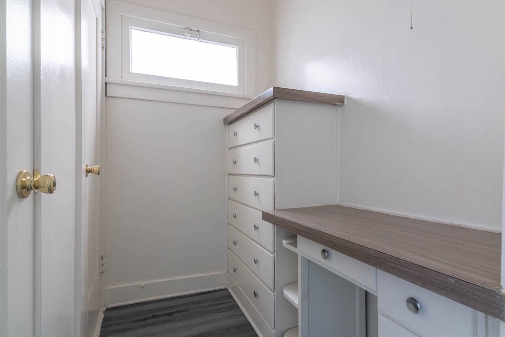 Wak in closet and dressing area