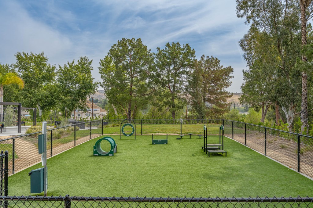 outdoor play area at Monterra Ridge Apartments,California