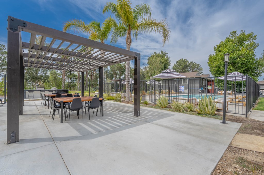 Seating and pool at Monterra Ridge Apartments, Canyon Country ,91351