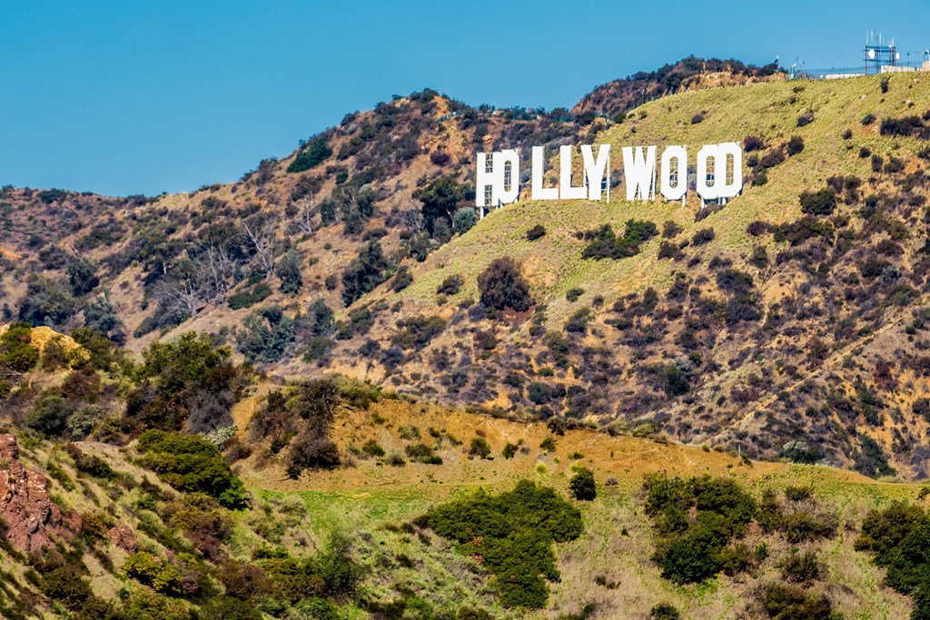 view of Hollywood sign