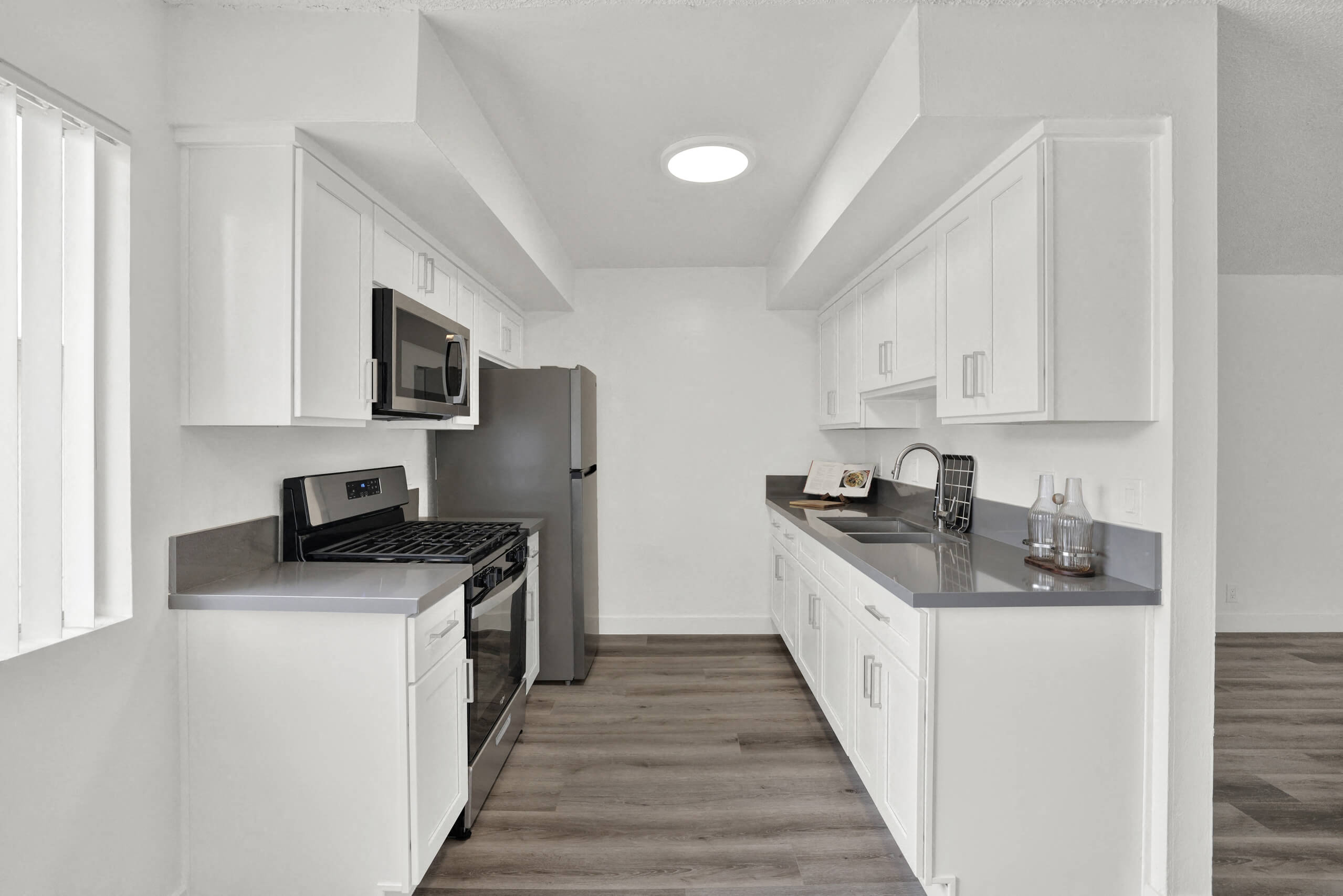 Sunset Square Apartments