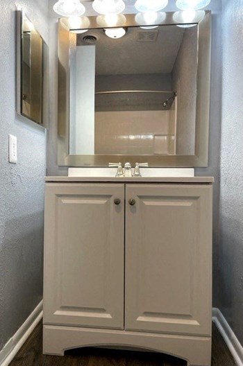 9 Summertree Lane 1-2 Beds Apartment for Rent - Photo Gallery 3