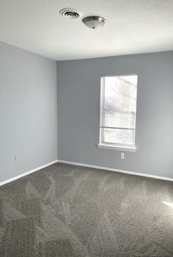 9 Summertree Lane 1-2 Beds Apartment for Rent - Photo Gallery 2