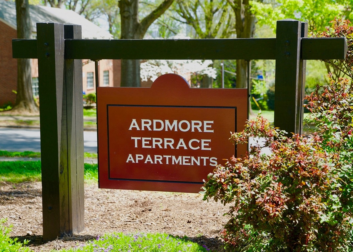 Ardmore Terrace Apartments 2325 Cloverdale Ave Winston Salem Nc Rentcafe