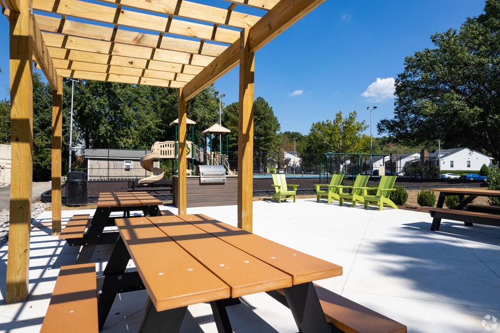 BBQ and picnic area  at Huntington Apartments, Morrisville, NC, 27560