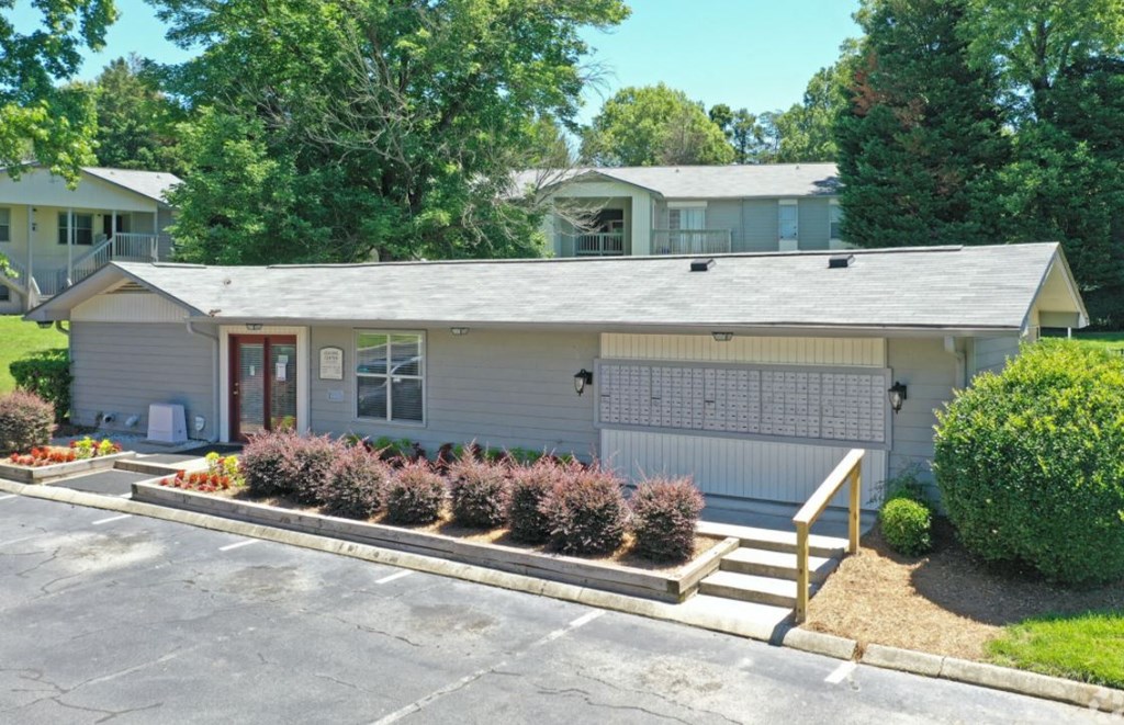 View of leasing office. Resident mail boxes are on the leasing office.