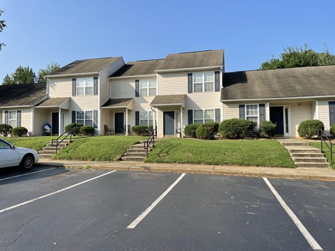 1018 Wait Ave 2 Beds Apartment for Rent