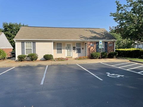 1018 Wait Ave 2 Beds Apartment for Rent