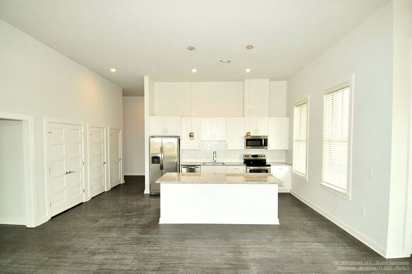 2 Bedroom 2 Bath- 1425 Square Feet - Photo Gallery