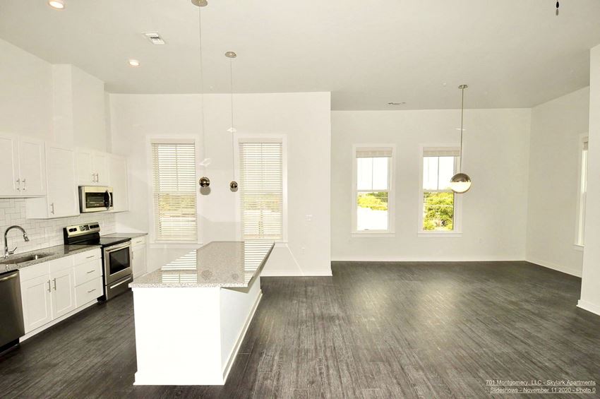 2 Bedroom 2 Bath Penthouse - Photo Gallery