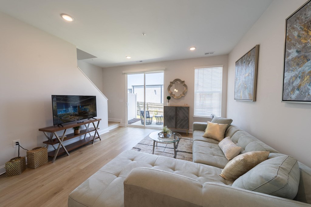 additional photo for property listing at chic digs with room to stretch out in the village 22 car at Landon Green Artisan Cottages Apartments, Hickory