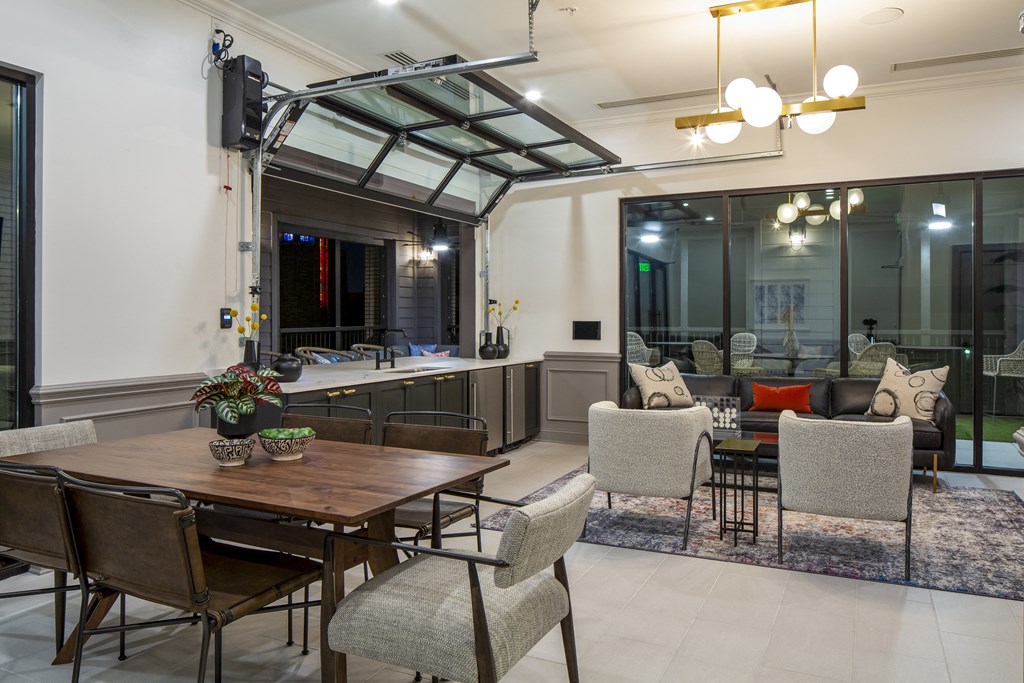 Community Room at The Matadora, Savannah, GA 21995