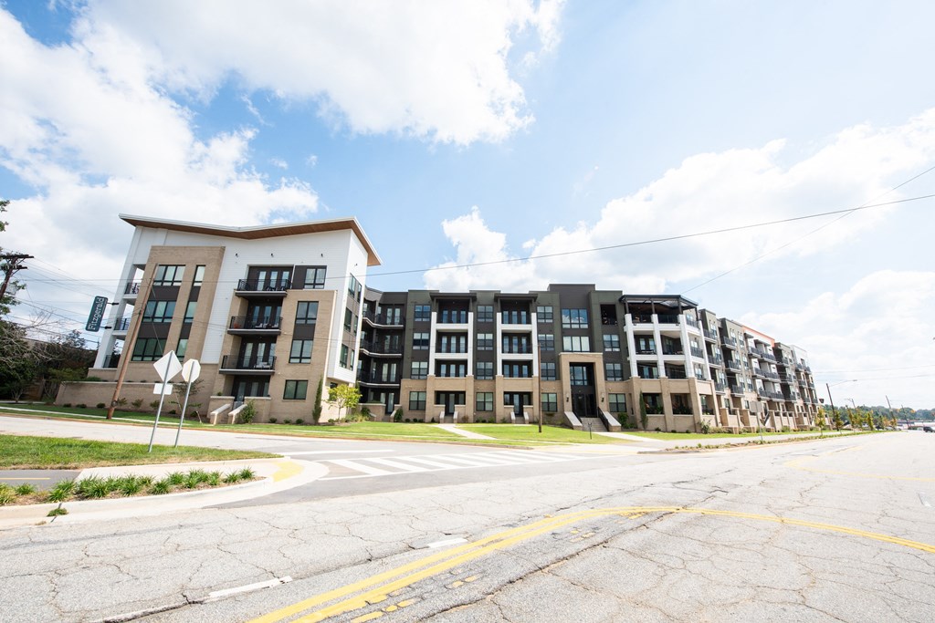 Exterior Landscape at The Fitzgerald, Spartanburg, 29302