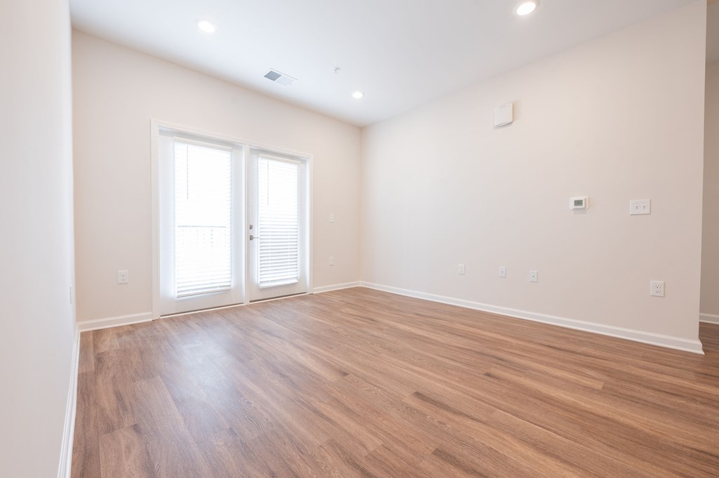 Empty living room at Hamilton Reserve, Greensboro, 27407