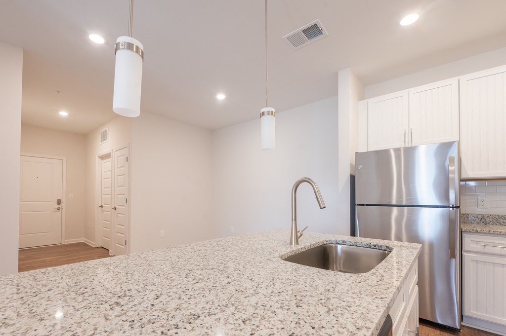 Granite Countertop Kitchen at Hamilton Reserve, Greensboro, North Carolina