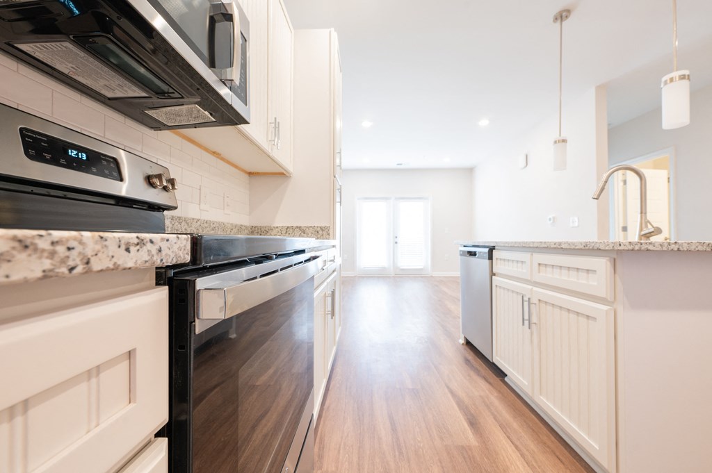 Fully Furnished Kitchen at Hamilton Reserve, Greensboro, 27407