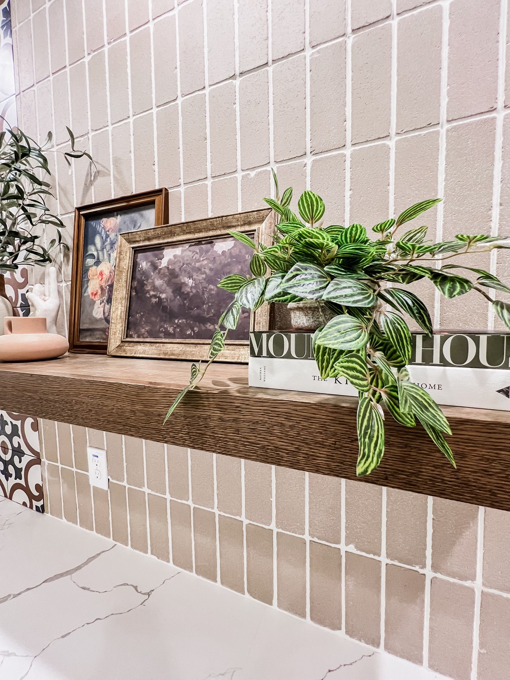 Bathroom Shelf at Hamilton Reserve, Greensboro, 27407