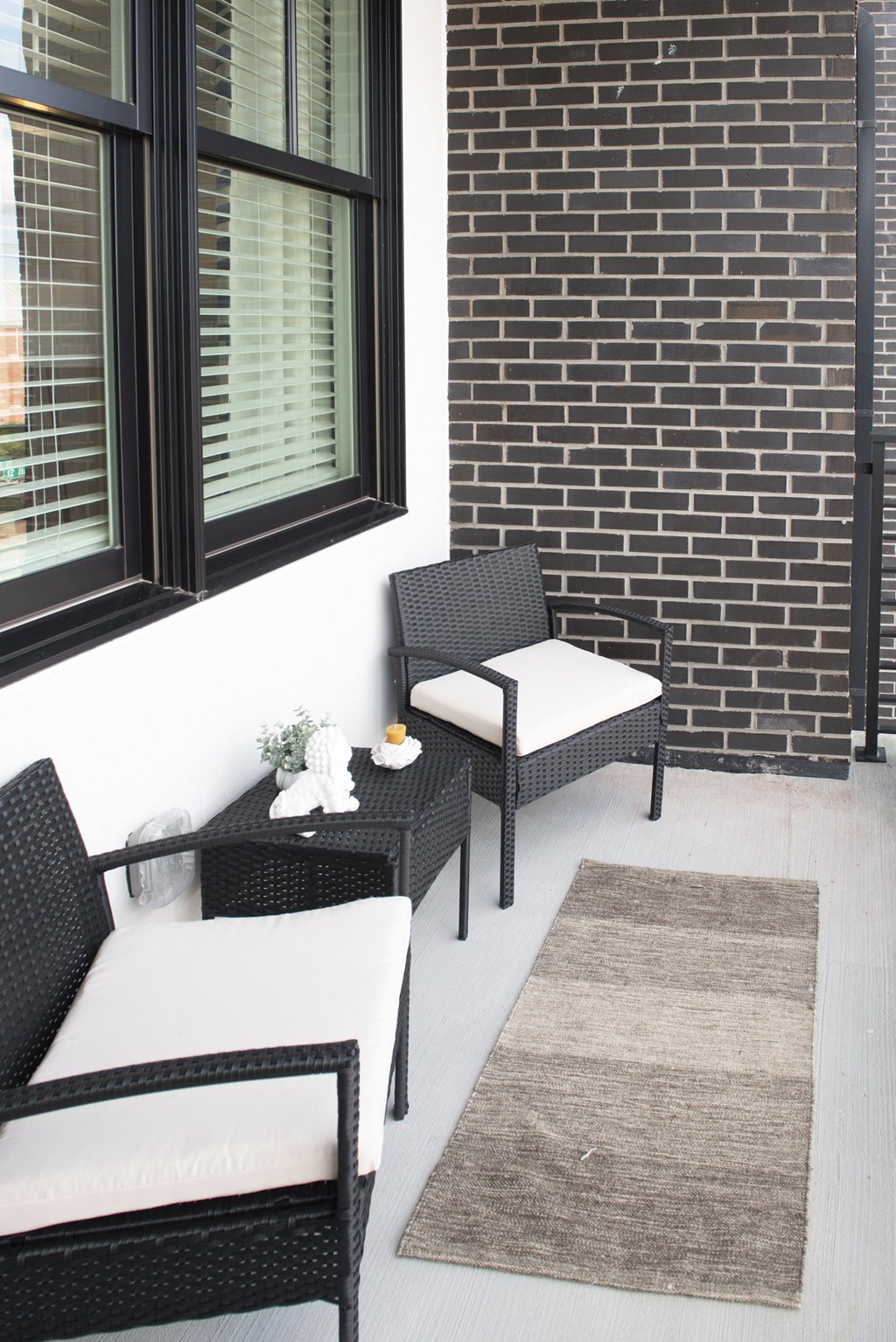 spacious balcony at Skylark, Savannah, GA