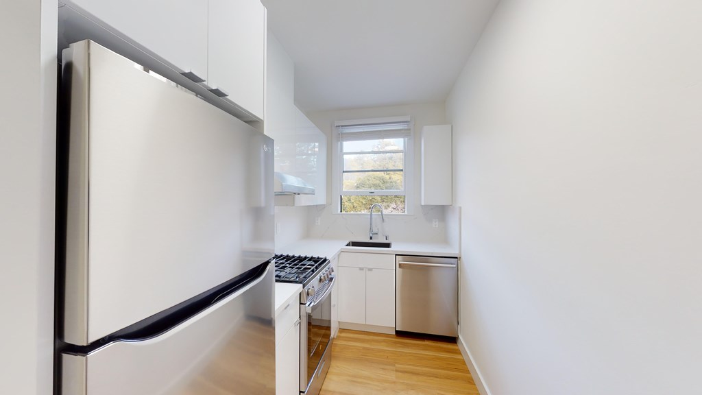 1729 Arch Street is a similar property to 1425 7th St, Berkeley located in Berkeley