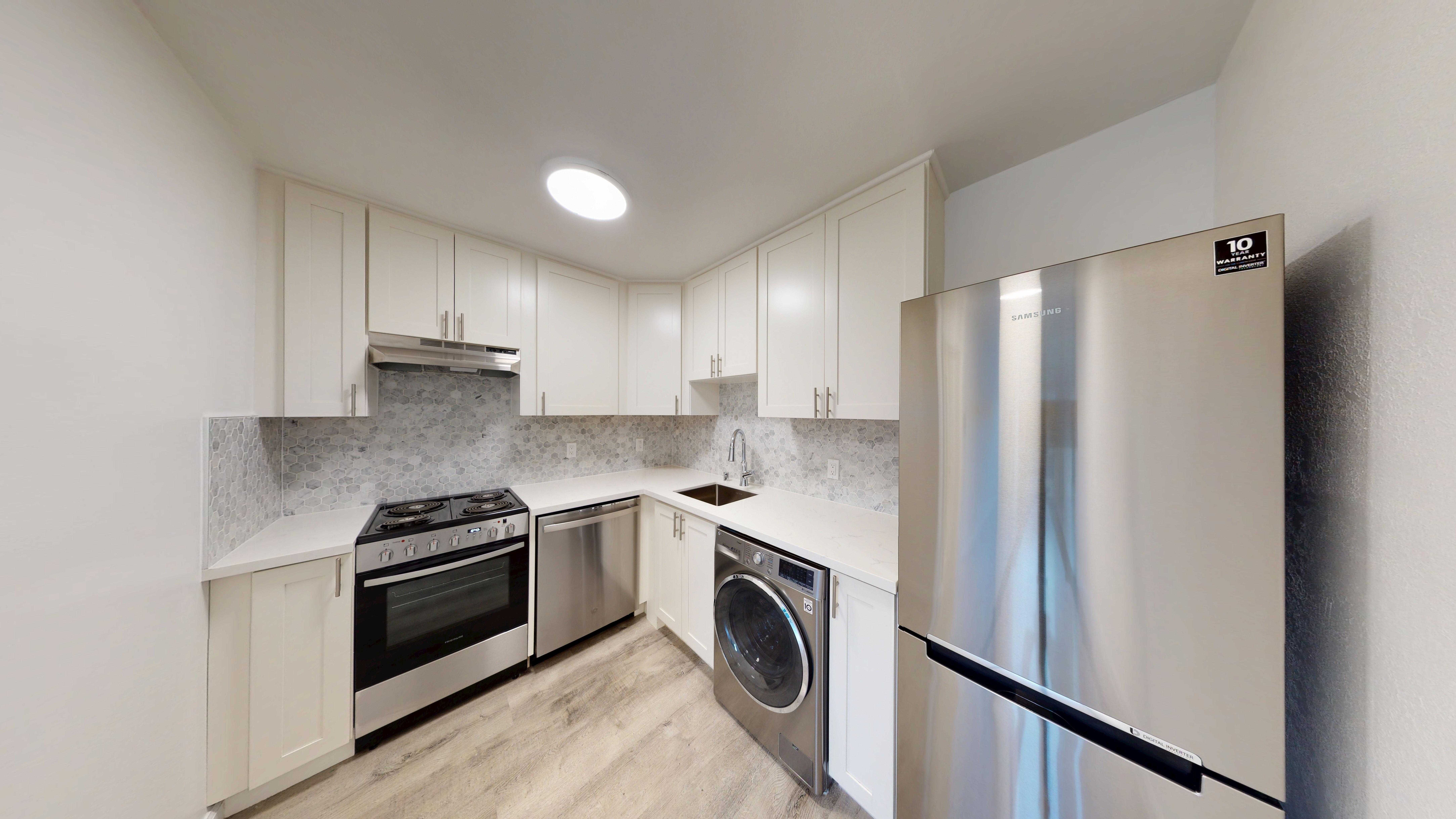 1771 Highland Place is a similar property to Warring Street Apartments located in Berkeley