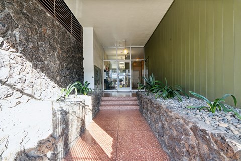 Main entrance door of the apartment building at 2038 Divisadero St, San Francisco, CA 94115, USA