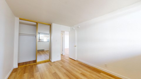 2055 Sacramento Street Studio-2 Beds Apartment for Rent