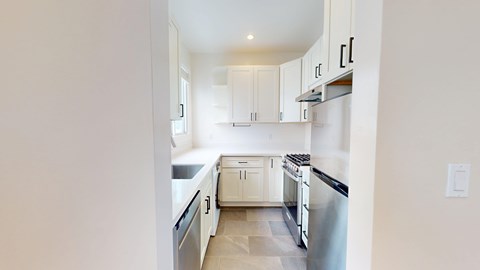 2079 Market Street Studio Apartment for Rent