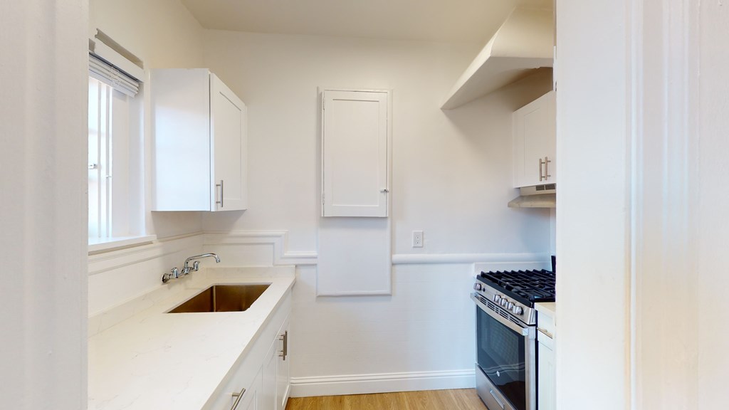 2500 Durant Avenue is a similar property to 1432-1434 Arch St. located in Berkeley
