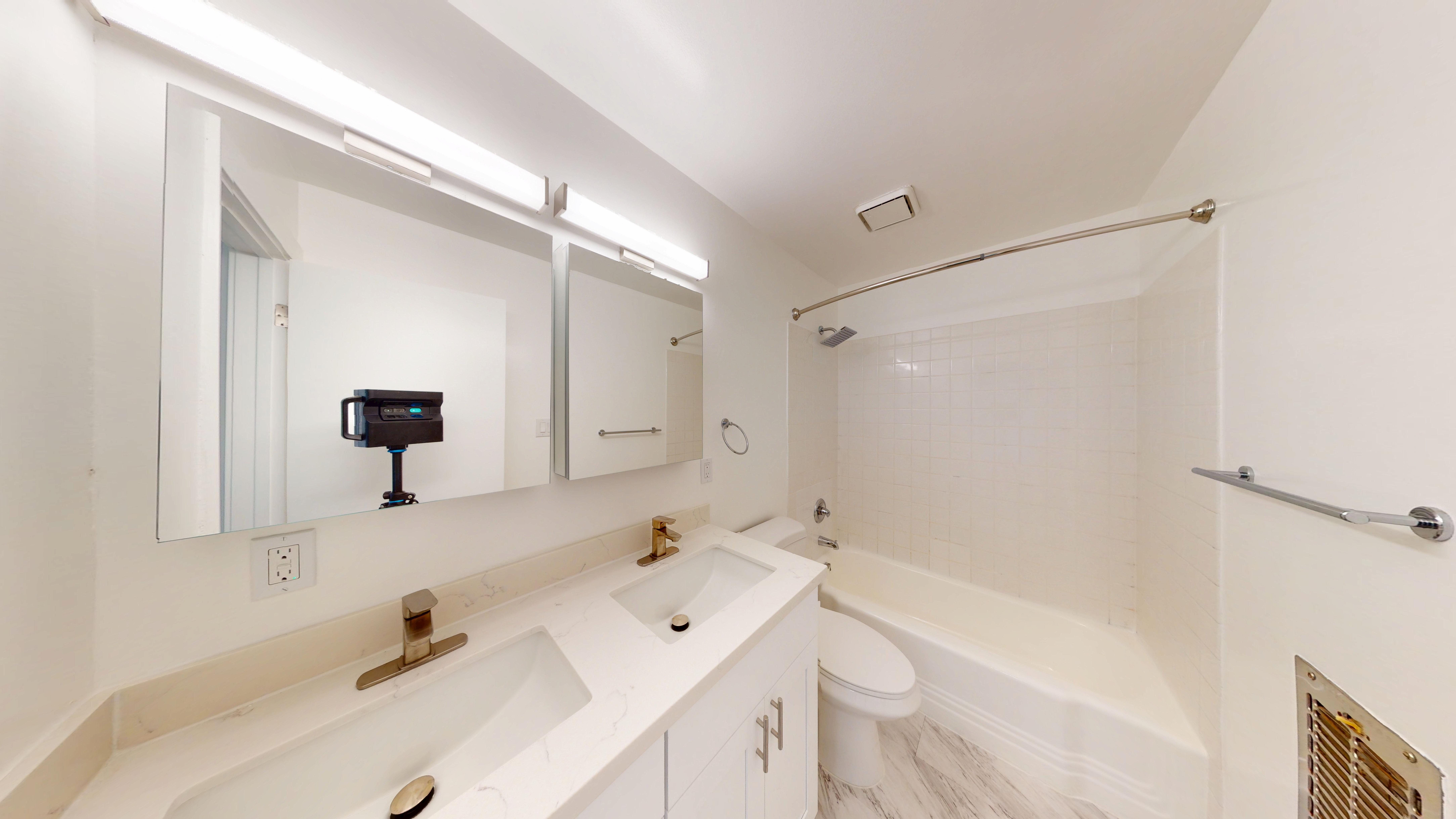 2627 Hillegass Avenue