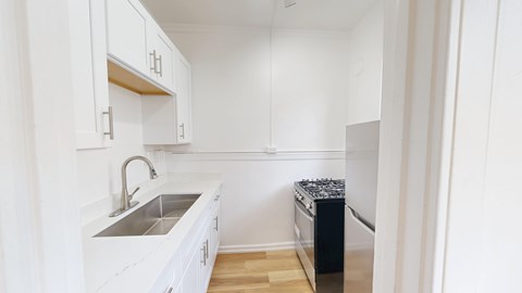 685 Geary Street Studio-2 Beds Apartment for Rent