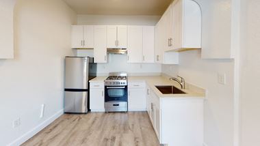 Three Bedroom Apartments In Kirkland