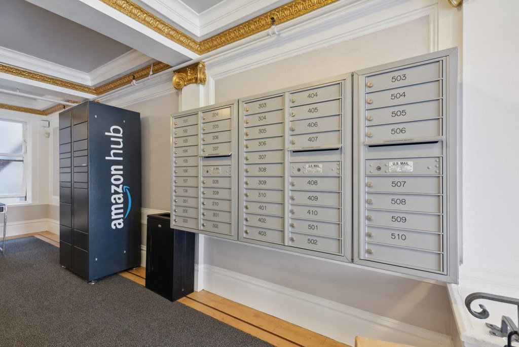 Apartment with an Amazon Hub Locker and Parcel Locker