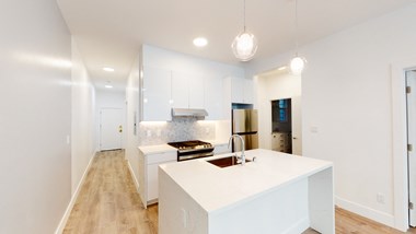 957 Hayes Street 2-4 Beds Apartment for Rent - Photo Gallery 1