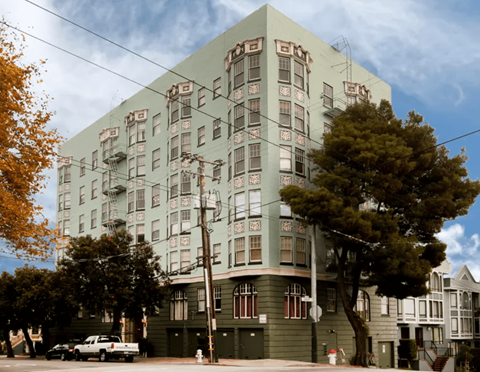 Side view exterior of the apartment building at 100 Broderick St, San Francisco, CA 94117, USA