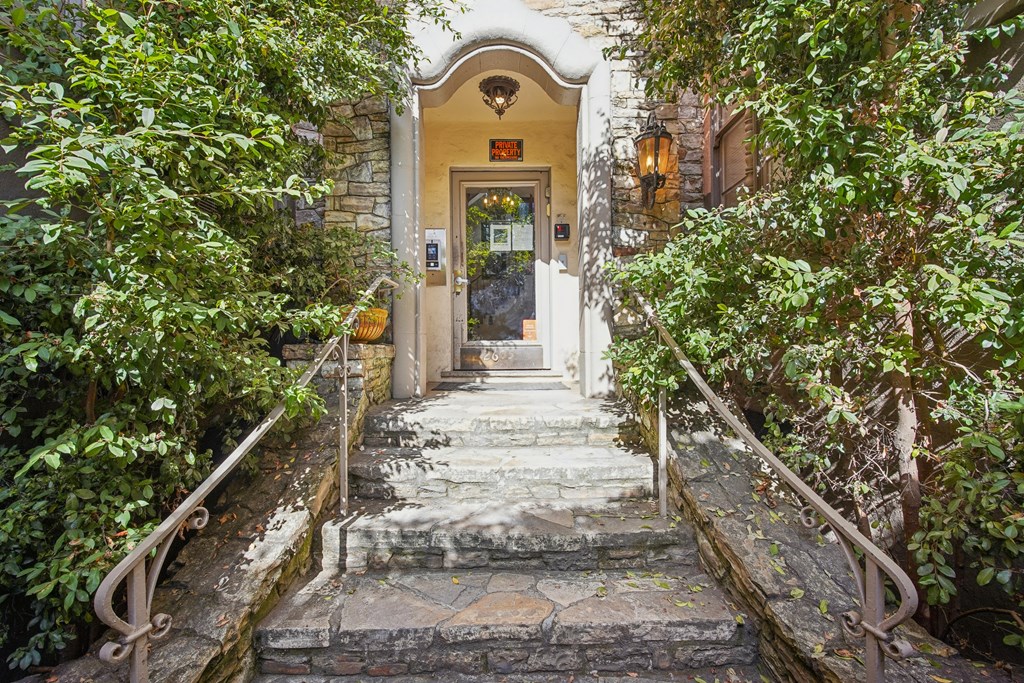 2605 Haste Street is a similar property to Aquatic II located in Berkeley
