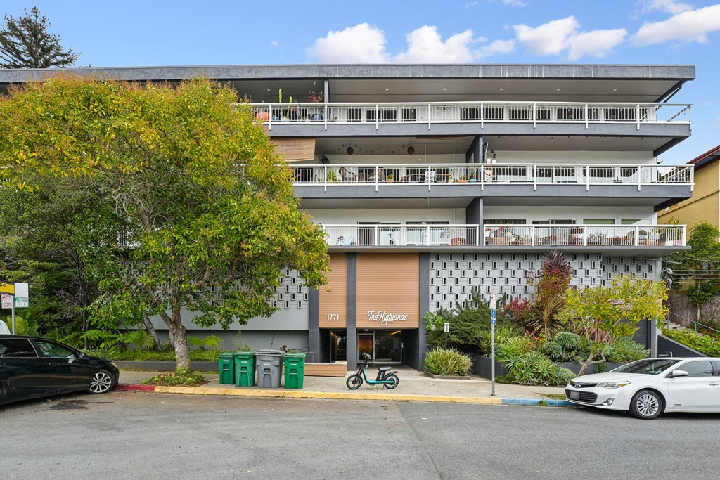 1771 Highland Place